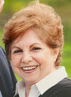 Gloria  Bullock